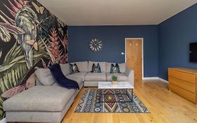 Flash Sale Brighton Train Station 3 Bedrooms Flat Bn12Ter02